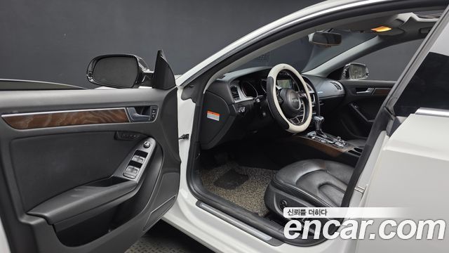 Audi A5 2016 — photo 10