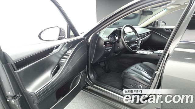 Genesis G80 2022 — photo 10