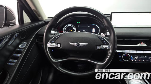 Genesis G80 2022 — photo 12