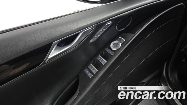 Genesis G80 2022 — photo 19