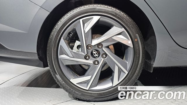Hyundai AVANTE 2026 — photo 5