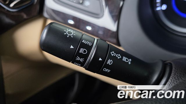 Hyundai Grandeur 2012 — photo 27