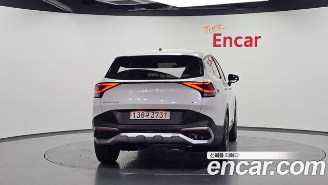 Kia Sportage 2022 — photo 4