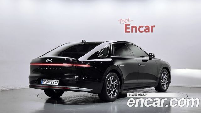 Hyundai Grandeur 2023 — photo 2