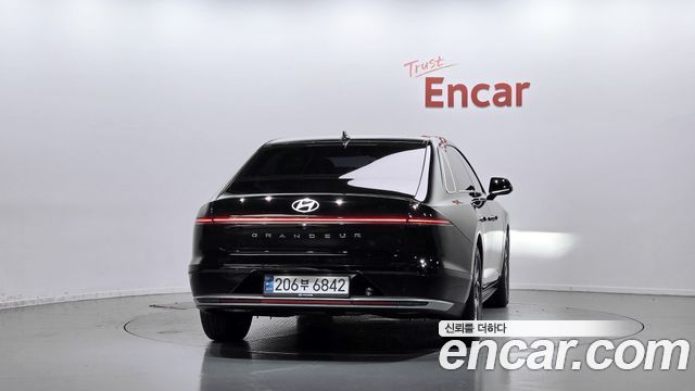 Hyundai Grandeur 2023 — photo 4