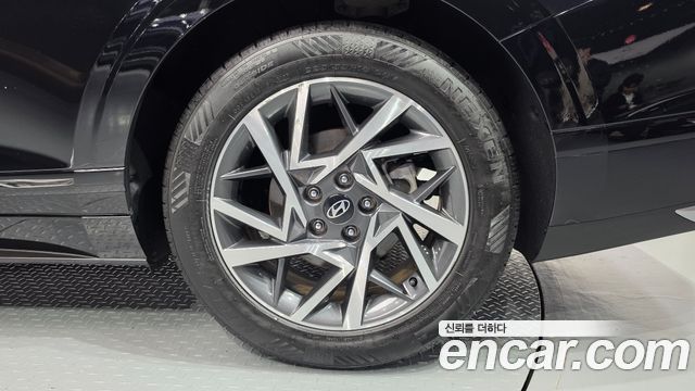 Hyundai Grandeur 2023 — photo 7