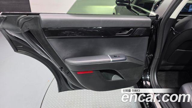 Hyundai Grandeur 2023 — photo 15