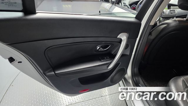 Renault Korea SM5  2014 — photo 15