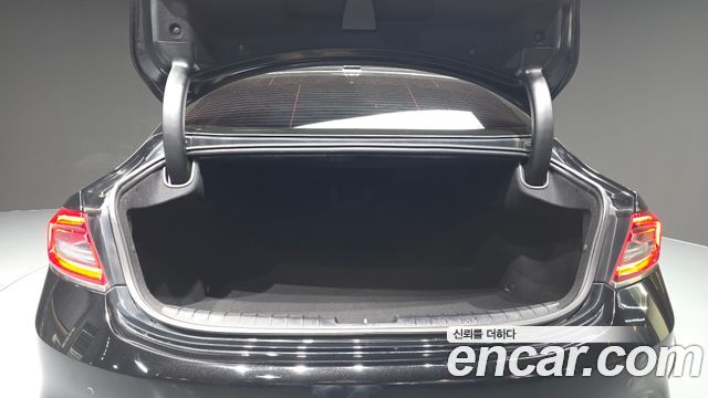 Hyundai Grandeur 2019 — photo 26