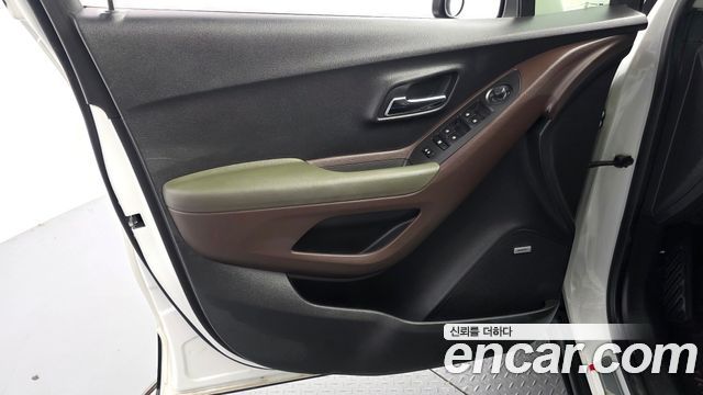 Chevrolet Korea Trax 2015 — photo 14