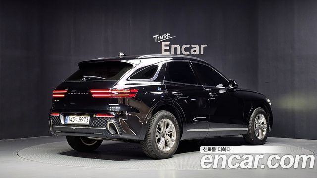 Genesis GV70 2021 — photo 2