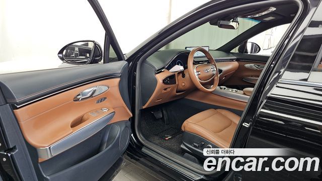 Genesis GV70 2021 — photo 13