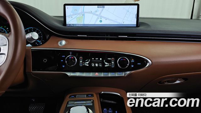 Genesis GV70 2021 — photo 20