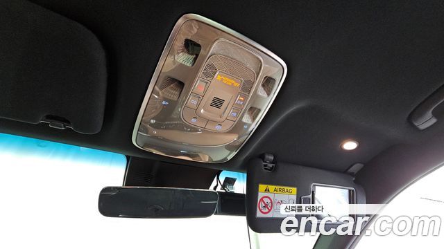 Genesis GV70 2021 — photo 24