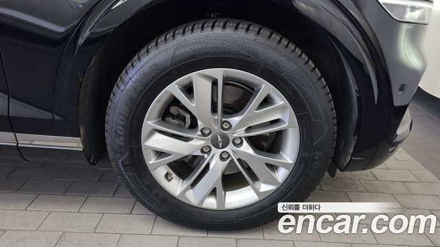 Genesis GV70 2021 — photo 7