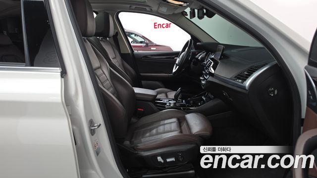BMW X3 2019 — photo 16