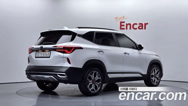 Kia Seltos 2020 — photo 2