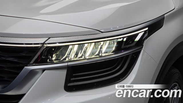 Kia Seltos 2020 — photo 8