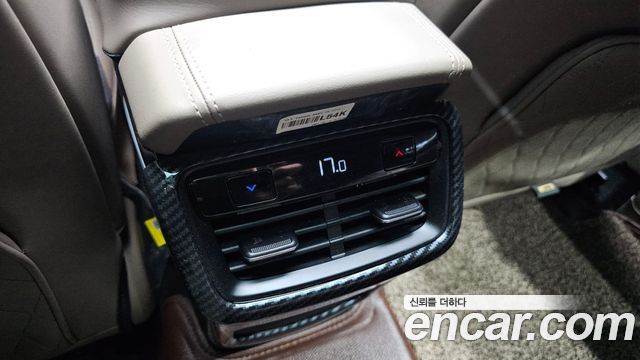 Kia K8 2023 — photo 32
