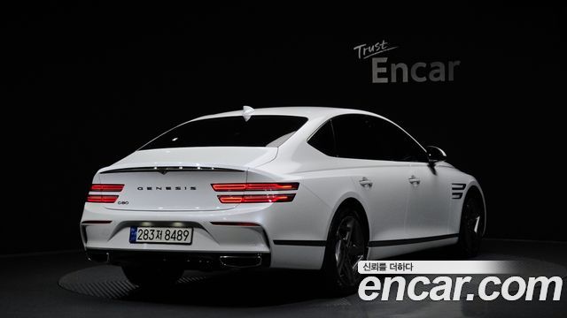 Genesis G80 2022 — photo 2