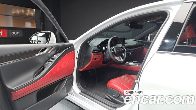Genesis G80 2022 — photo 13