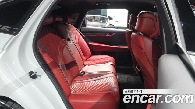 Genesis G80 2022 — photo 17