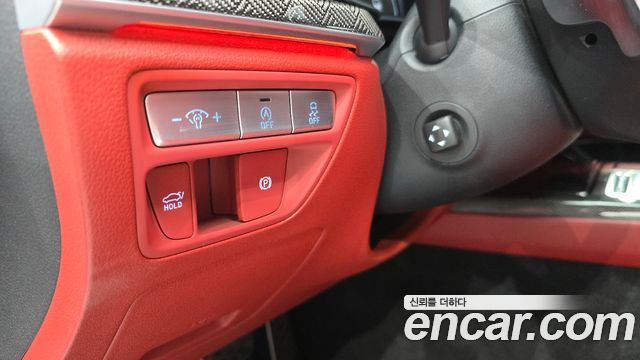 Genesis G80 2022 — photo 24