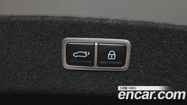 Genesis G80 2022 — photo 26