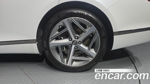 Genesis G80 2022 — photo 7