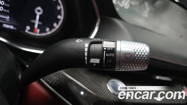 Genesis G80 2022 — photo 27