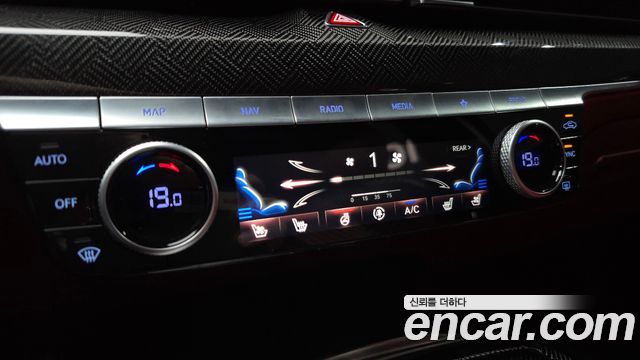 Genesis G80 2022 — photo 33