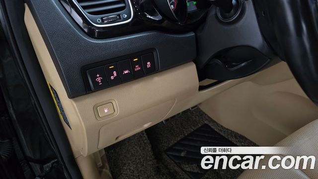 Kia Canival 2019 — photo 10