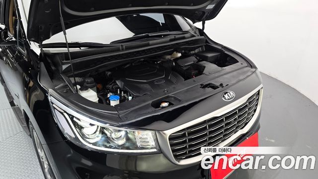 Kia Canival 2019 — photo 19