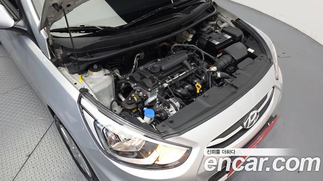 Hyundai Accent 2015 — photo 6