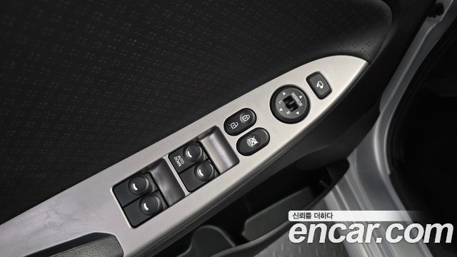 Hyundai Accent 2015 — photo 28