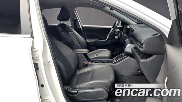 Hyundai Kona 2023 — photo 17