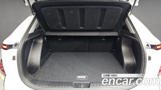 Hyundai Kona 2023 — photo 26
