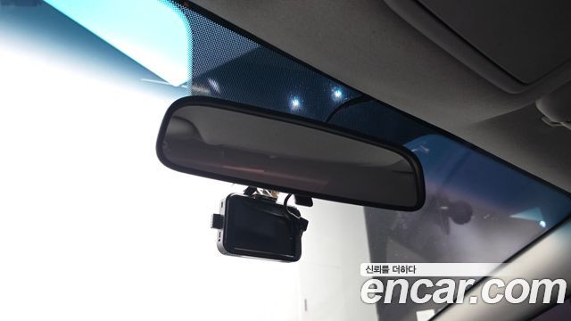 Kia K3 2017 — photo 25