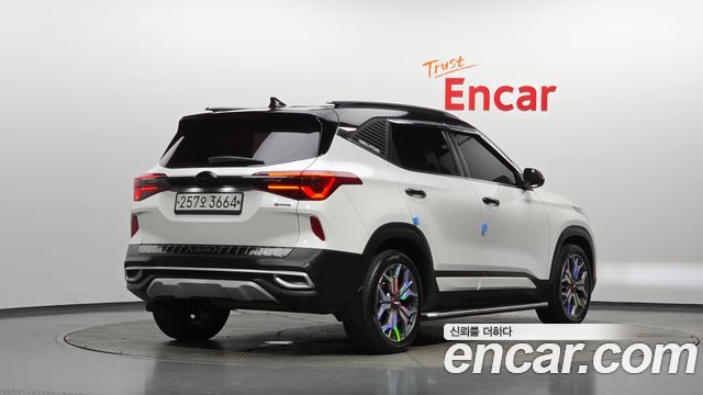 Kia Seltos 2020 — photo 2