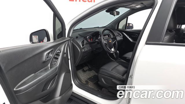 Chevrolet Korea Trax 2022 — photo 13