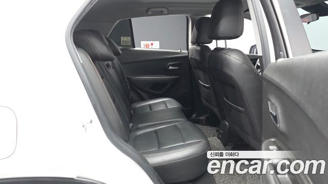Chevrolet Korea Trax 2022 — photo 18
