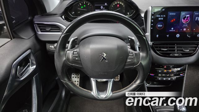 Peugeot 2008 2016 — photo 13