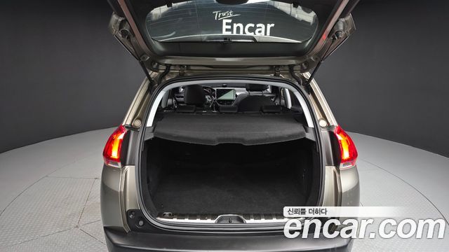 Peugeot 2008 2016 — photo 20