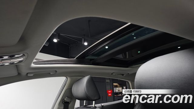 Kia K7 2017 — photo 19