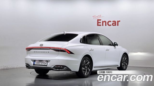 Hyundai Grandeur 2022 — photo 2