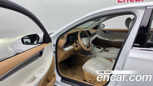 Hyundai Grandeur 2022 — photo 13