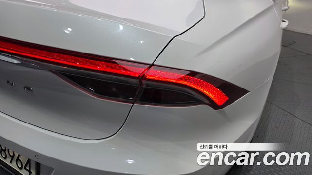 Hyundai Grandeur 2022 — photo 9