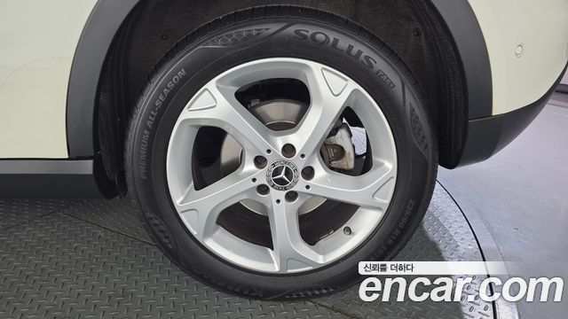 Mercedes-Benz GLA-Class 2018 — photo 7