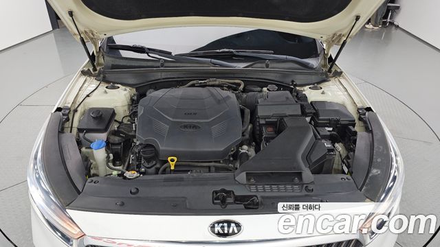 Kia K7 2016 — photo 6