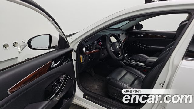 Kia K7 2016 — photo 13